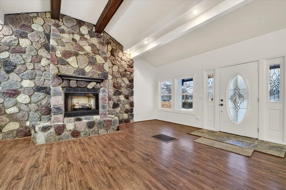 210 W Grove Avenue Leoni Township, MI 49254