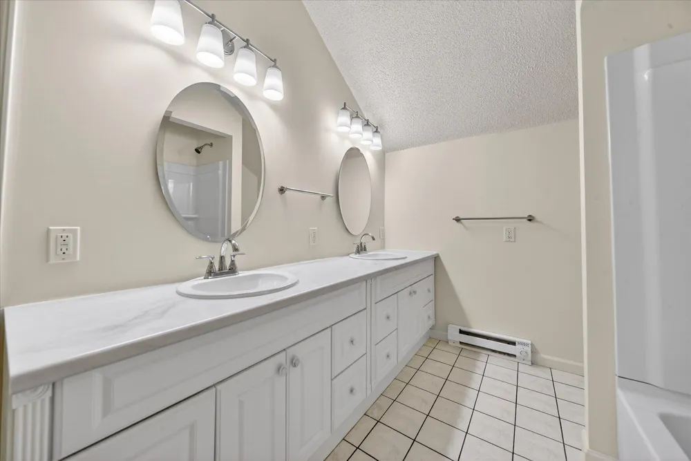 210 W Grove Avenue Leoni Township, MI 49254