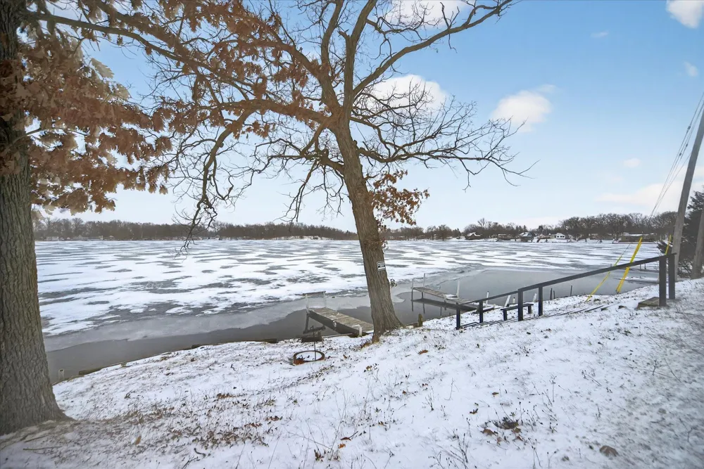 210 W Grove Avenue Leoni Township, MI 49254