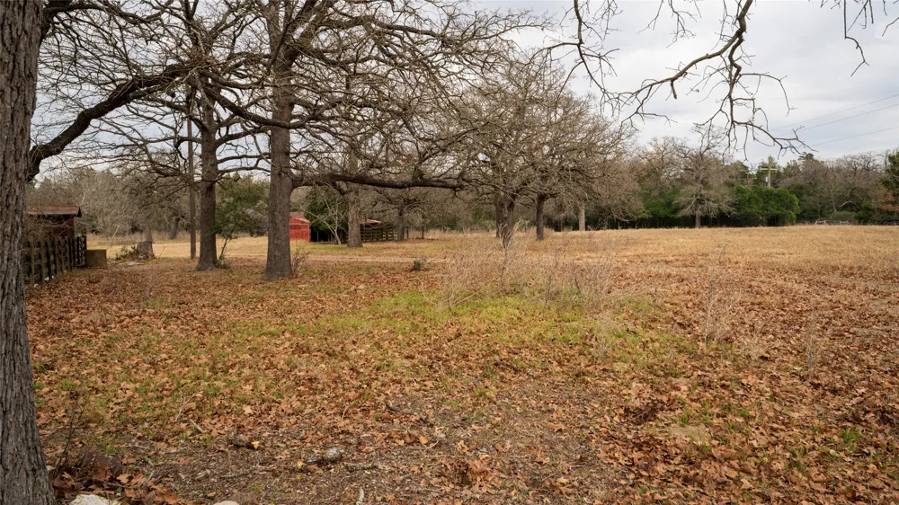 1682 W Us Highway 79 Rockdale, TX 76567