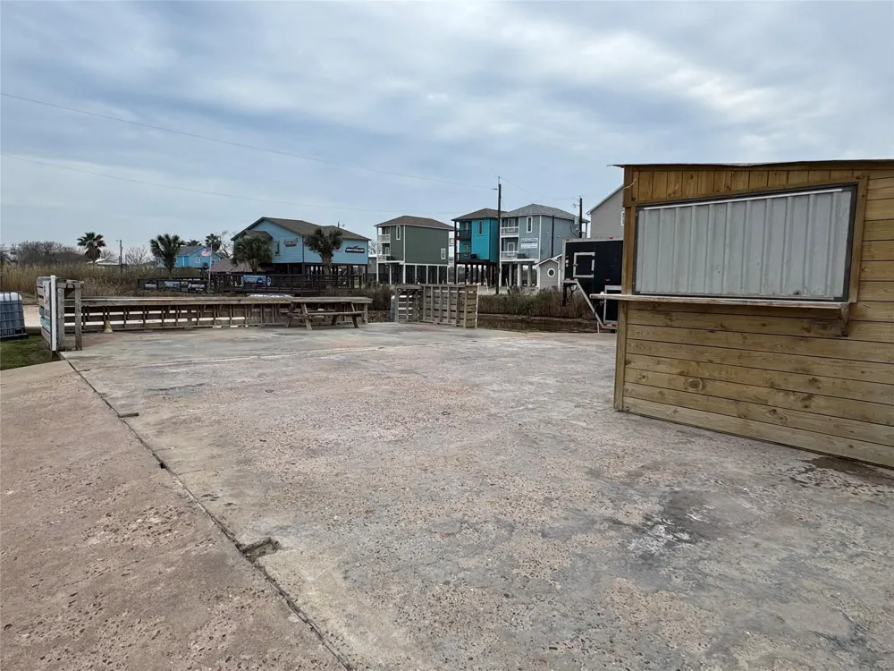 1710 Fm 2031 Matagorda, TX 77457