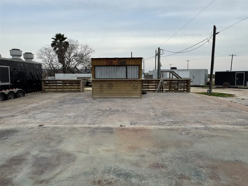 1710 Fm 2031 Matagorda, TX 77457