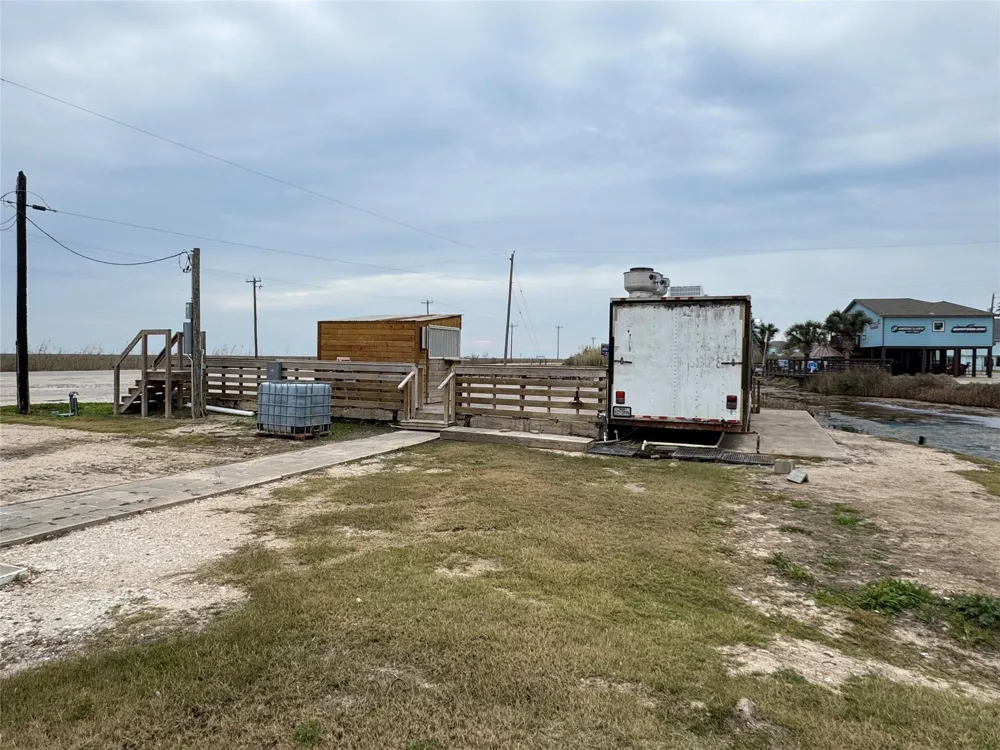 1710 Fm 2031 Matagorda, TX 77457