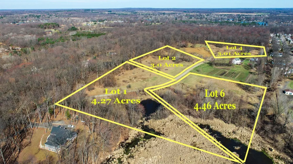 1935 Percy Lane Highland, MI 48357