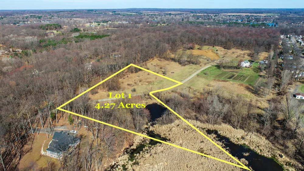 1935 Percy Lane Highland, MI 48357