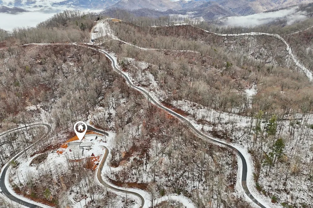 94 Locust Grove Lane Weaverville, NC 28787
