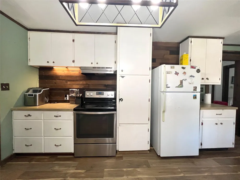 504 Henson Street El Campo, TX 77437