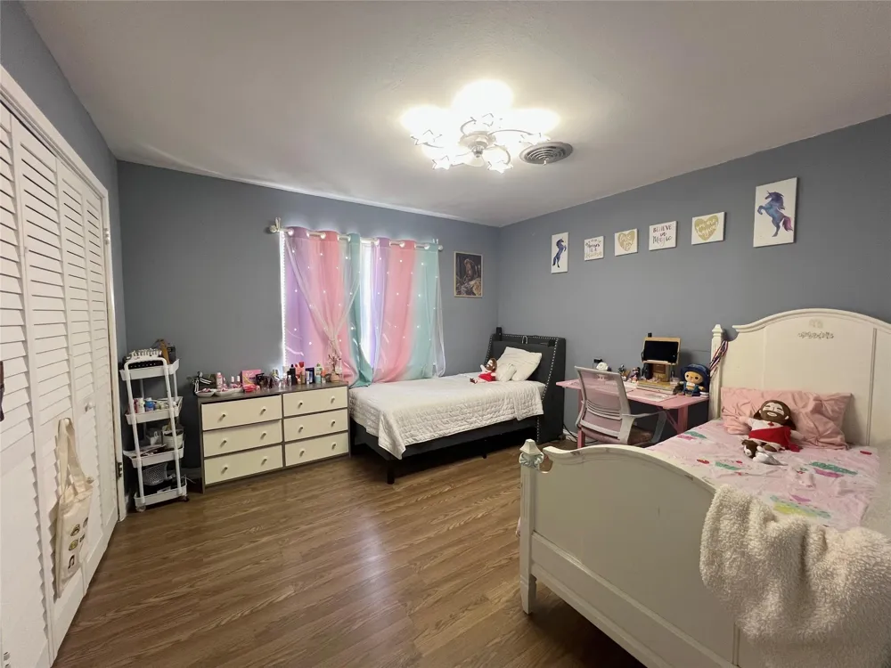 504 Henson Street El Campo, TX 77437