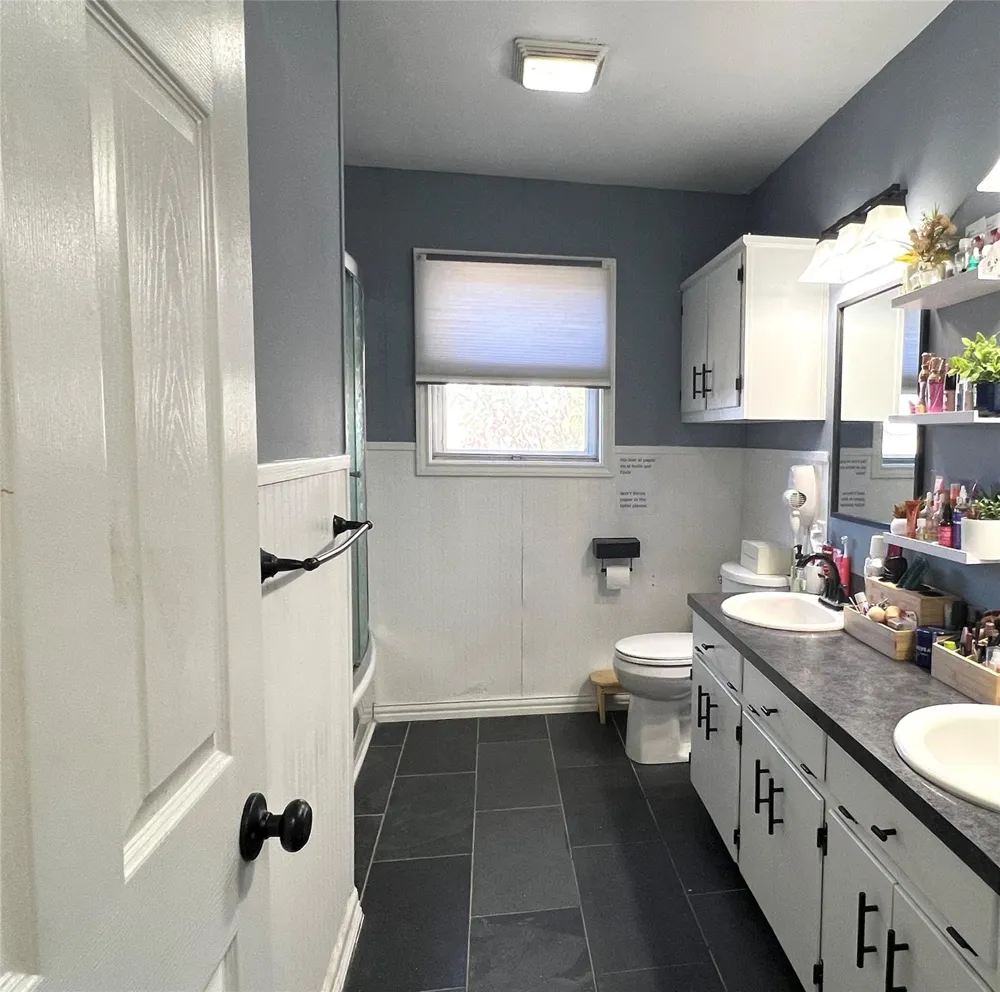504 Henson Street El Campo, TX 77437