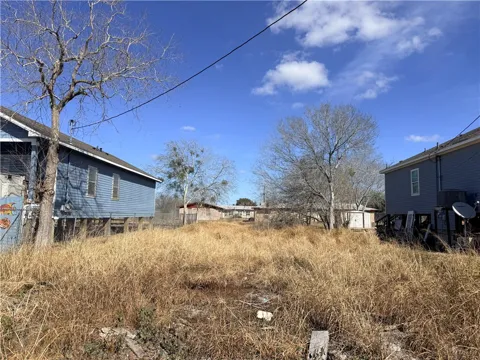 1223 Kansas Street