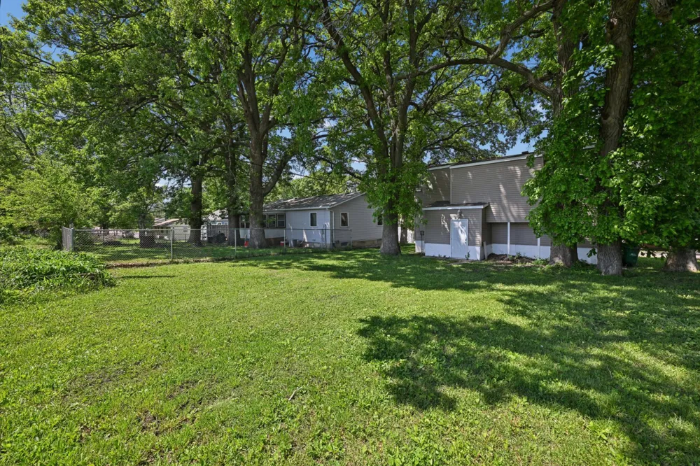 108 Maple Street Jackson, MN 56143