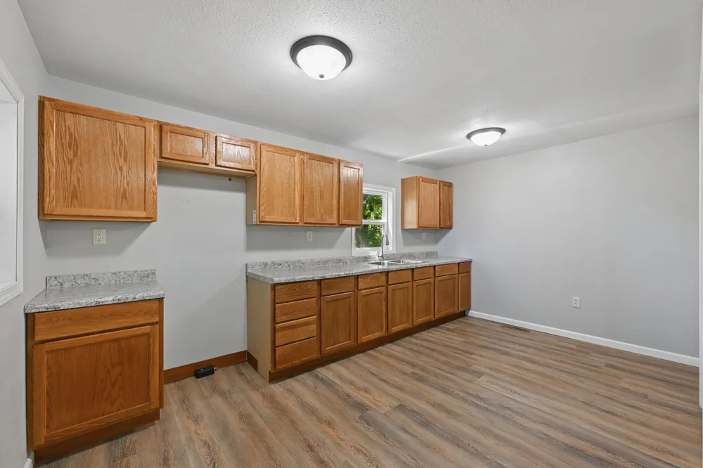108 Maple Street Jackson, MN 56143