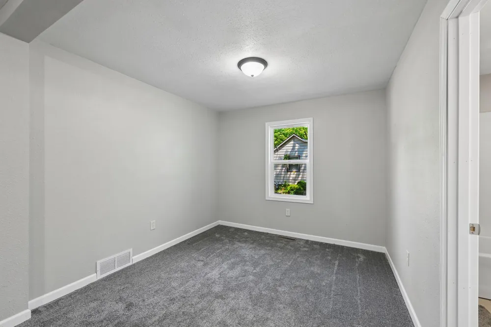 108 Maple Street Jackson, MN 56143