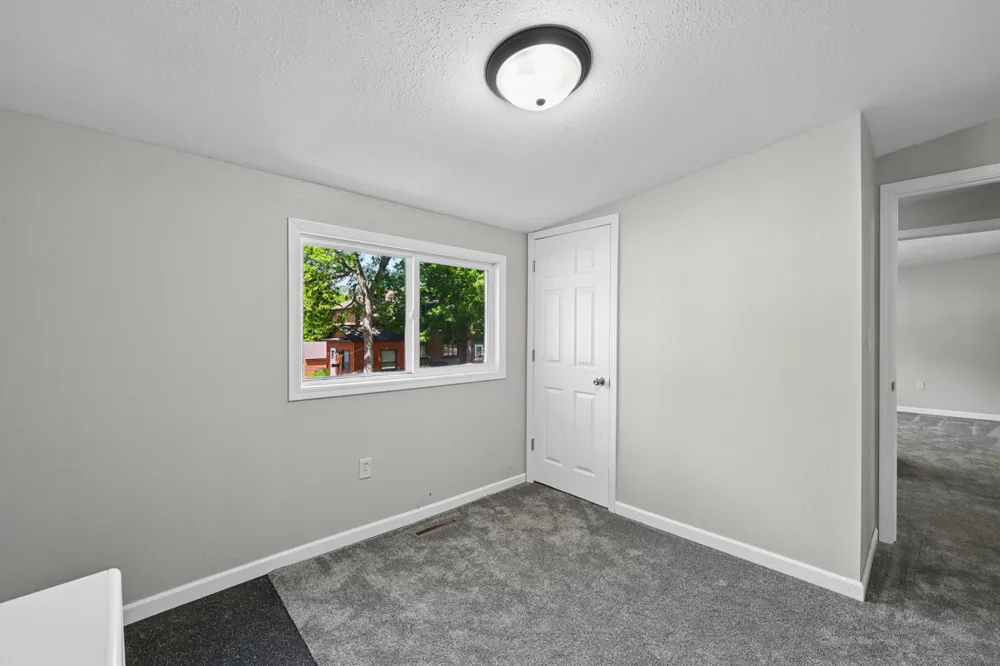 108 Maple Street Jackson, MN 56143
