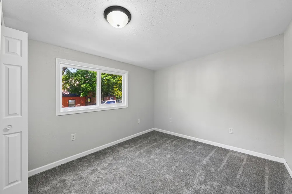 108 Maple Street Jackson, MN 56143
