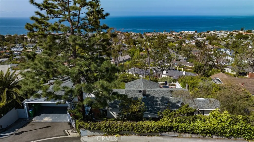 1177 Temple Hills Laguna Beach, CA 92651