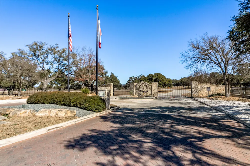 85 Palomino Springs Bandera, TX 78003
