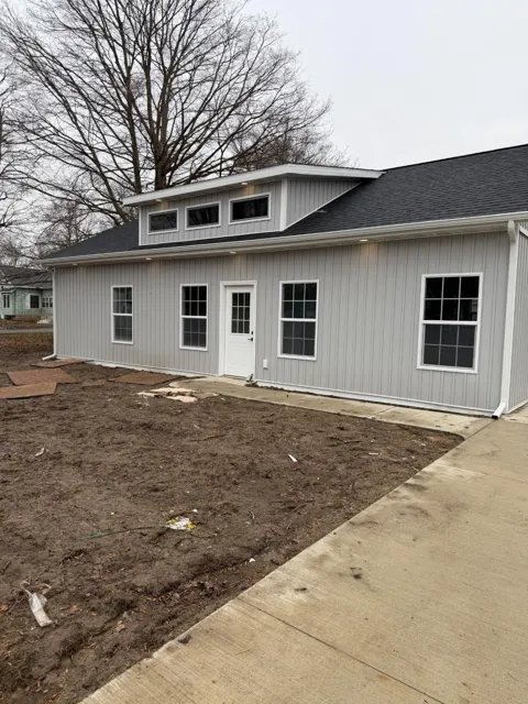890 Lilac Lane