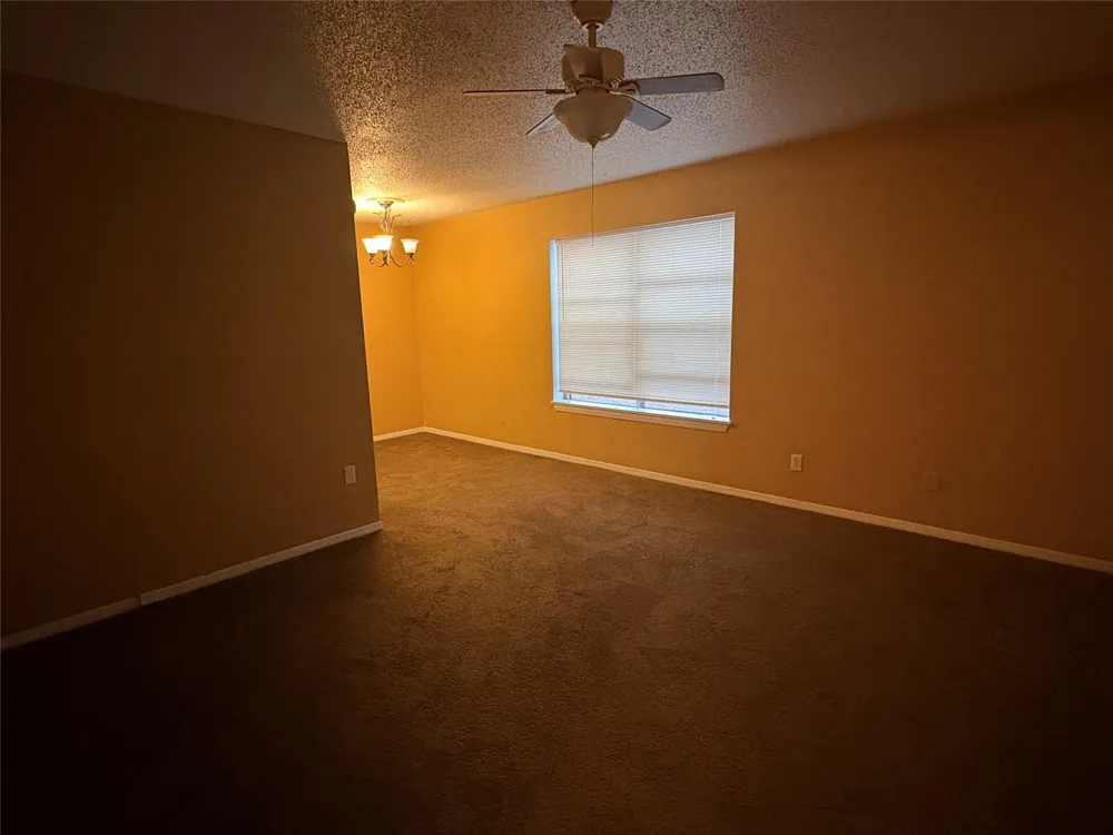 405 Oak Street #103 Brazoria, TX 77422