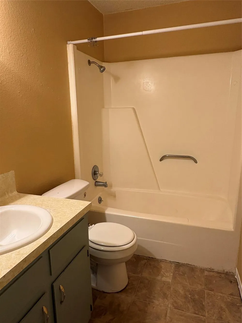 405 Oak Street #103 Brazoria, TX 77422
