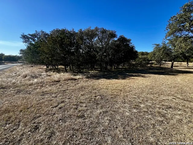 92 Mountain Valley Drive Concan, TX 78838