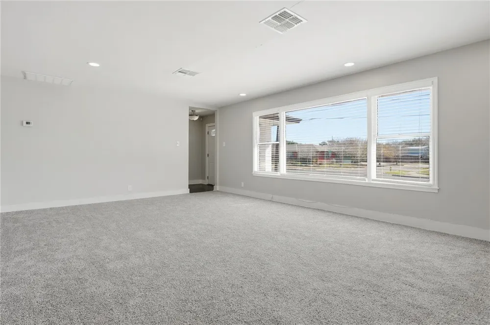 350 Doddridge Street Corpus Christi, TX 78411