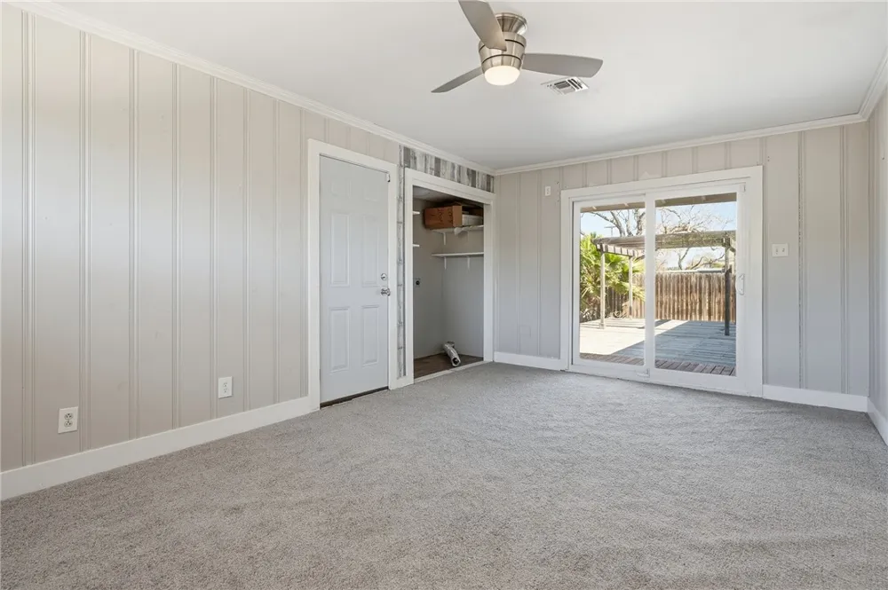 350 Doddridge Street Corpus Christi, TX 78411
