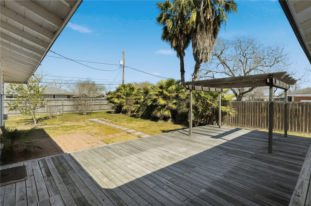 350 Doddridge Street Corpus Christi, TX 78411
