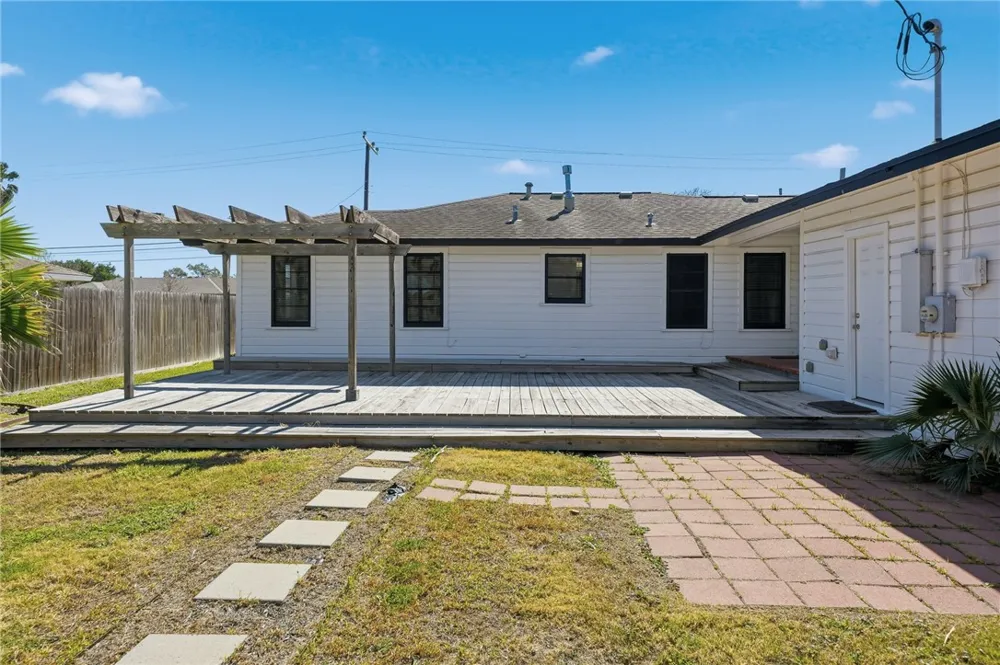 350 Doddridge Street Corpus Christi, TX 78411