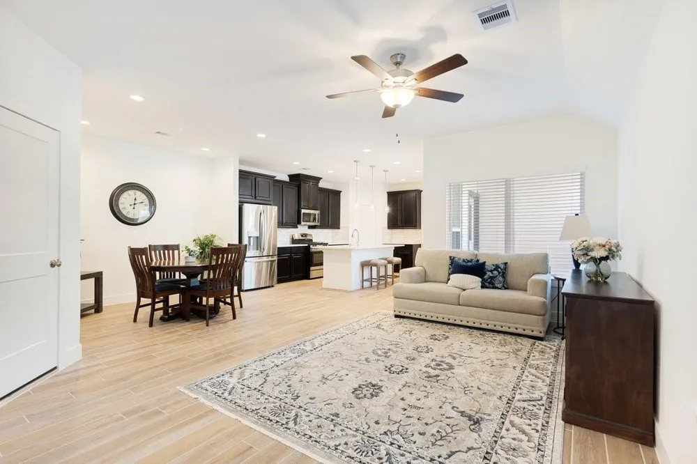 10122 Crescendo Way Rosharon, TX 77583