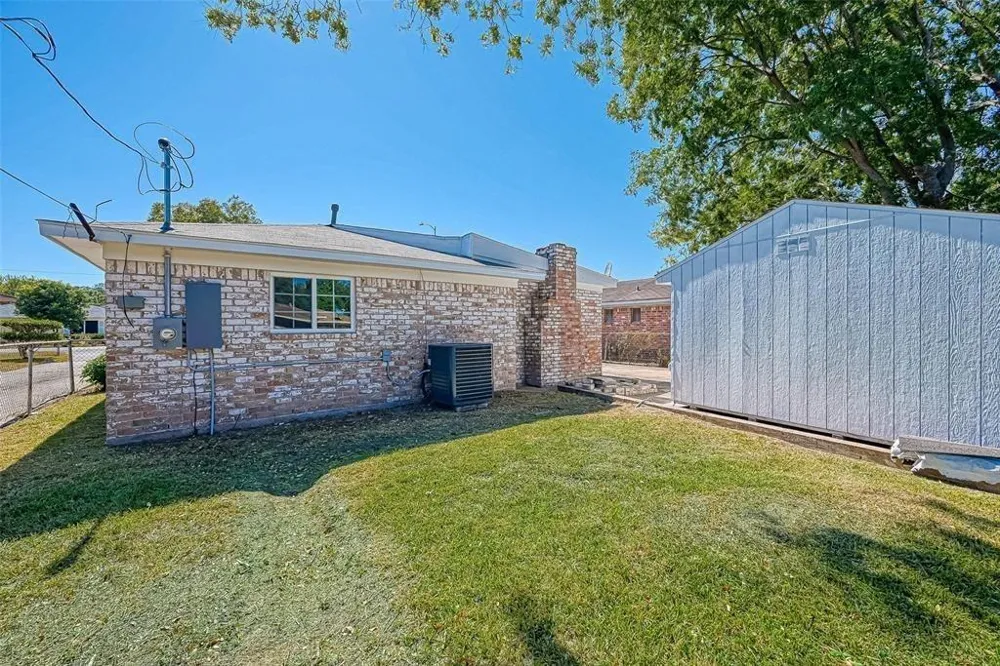 8915 Klondike Street Houston, TX 77075