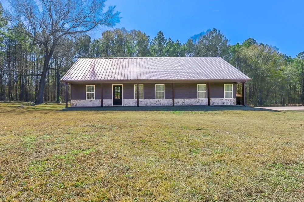 694 Harvill Road Huntington, TX 75949