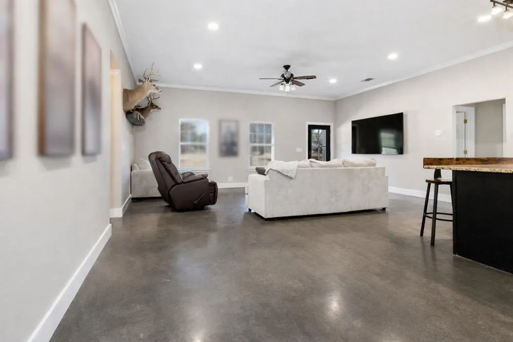 694 Harvill Road Huntington, TX 75949