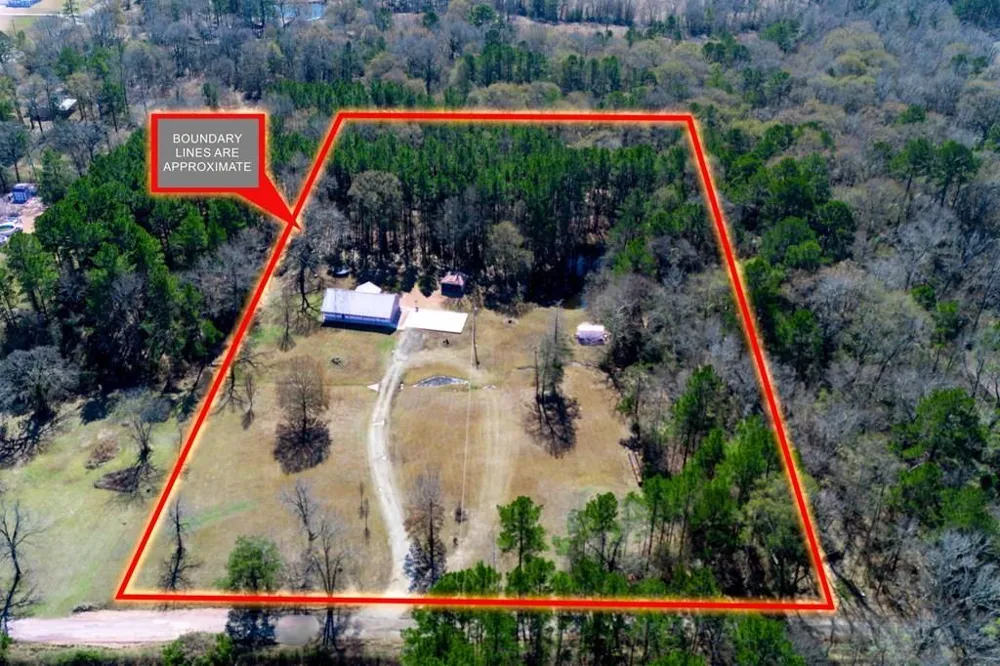 694 Harvill Road Huntington, TX 75949