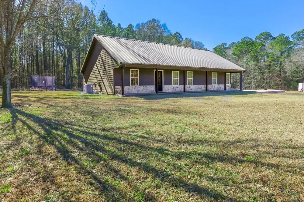 694 Harvill Road Huntington, TX 75949
