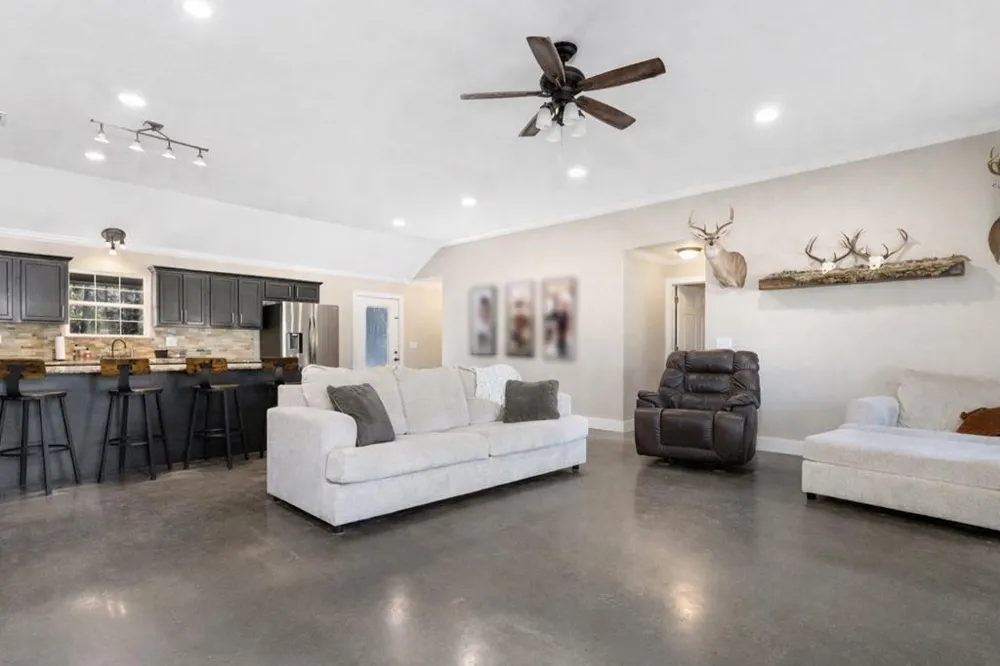 694 Harvill Road Huntington, TX 75949