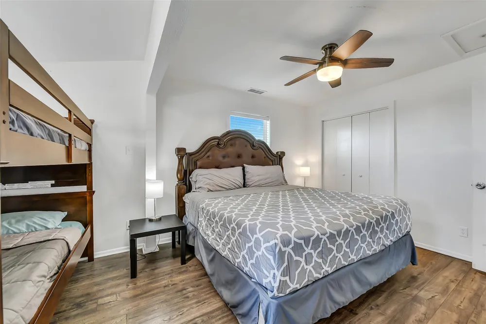 16725 Edward Teach Road Jamaica Beach, TX 77554