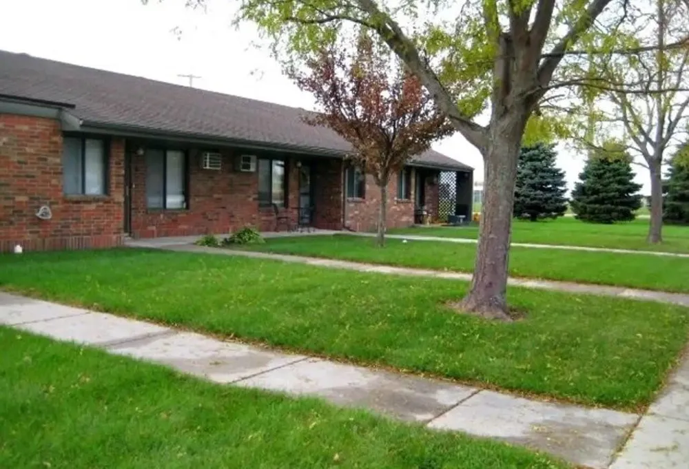 231 S Grant Avenue Elkhart, IA 50073