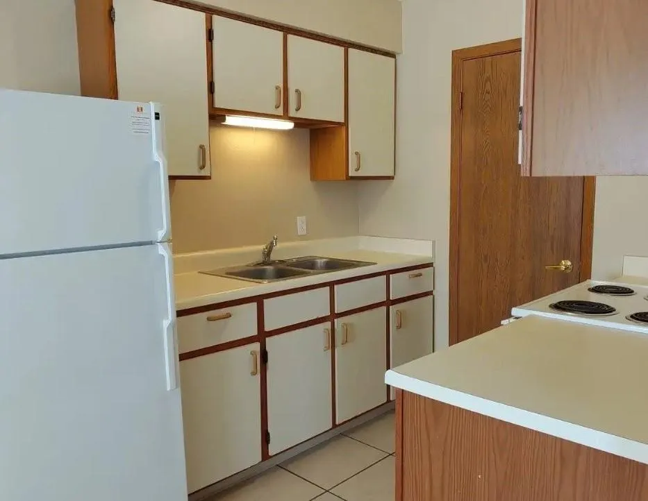 231 S Grant Avenue Elkhart, IA 50073