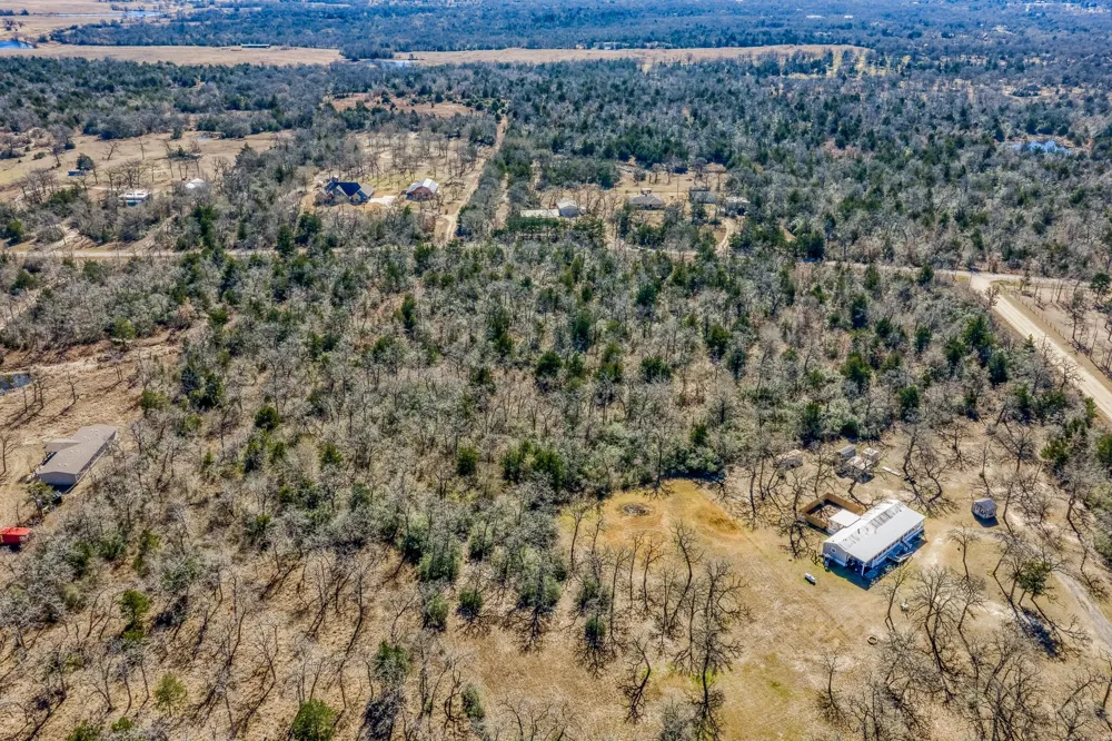 2113 County Road 278 Somerville, TX 77879