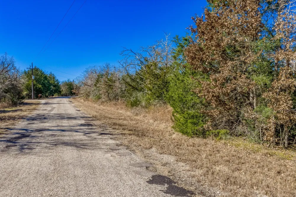 2113 County Road 278 Somerville, TX 77879