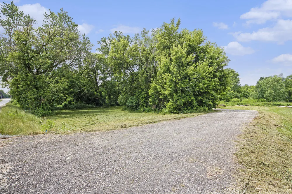 7079 Hanna Lake Avenue SE Caledonia, MI 49316