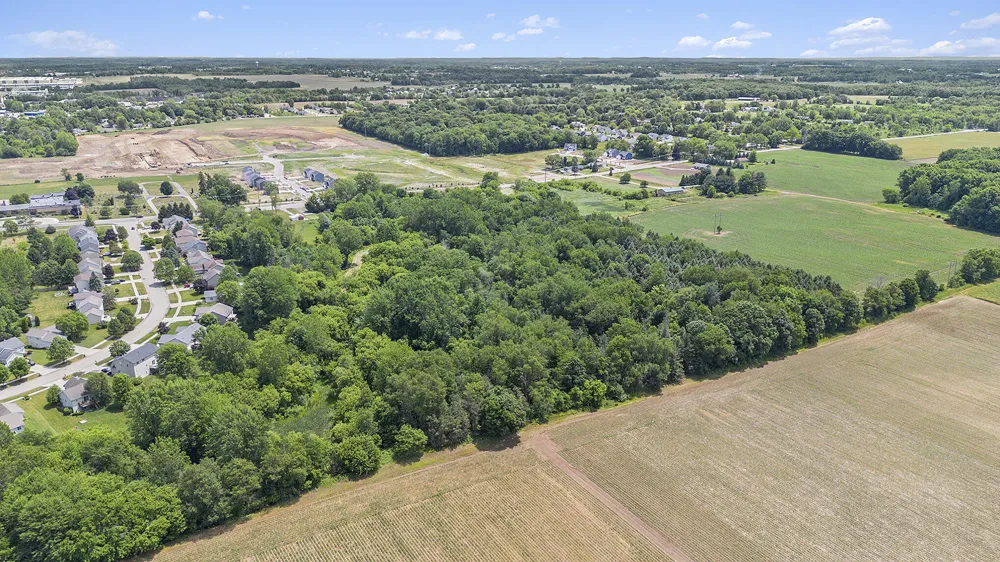 7079 Hanna Lake Avenue SE Caledonia, MI 49316