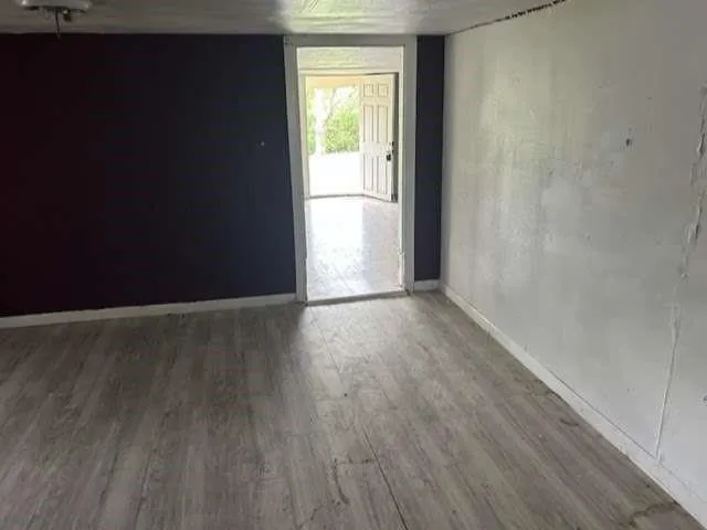 2832 County Road 310 Brazoria, TX 77422