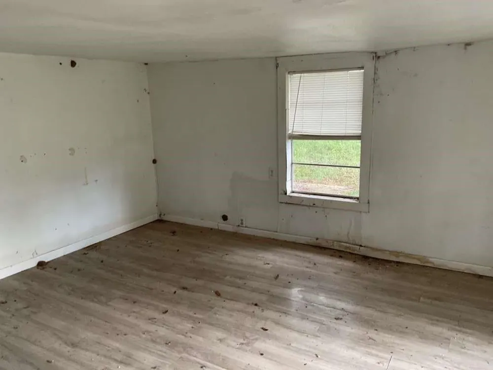 2832 County Road 310 Brazoria, TX 77422