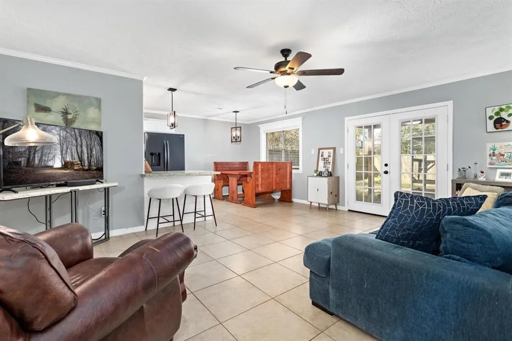 1845 King Arthur Court Pinehurst, TX 77630