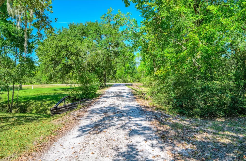 27843 Krezdorn Road Hockley, TX 77447