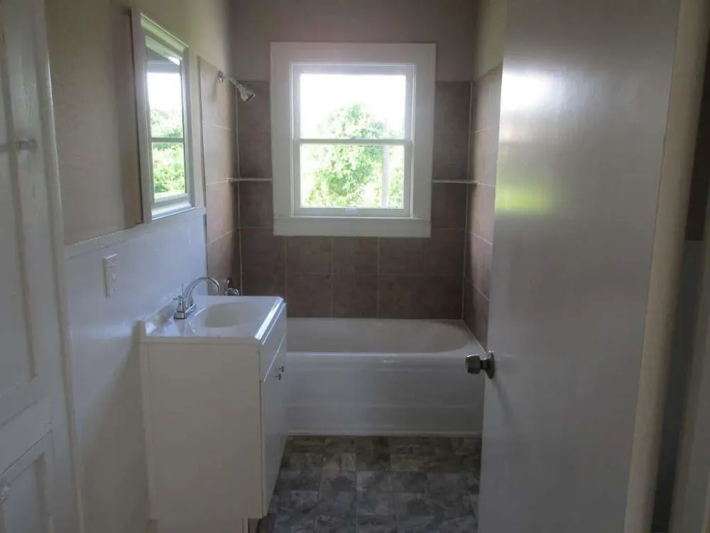110 Spencer Street Brazoria, TX 77422