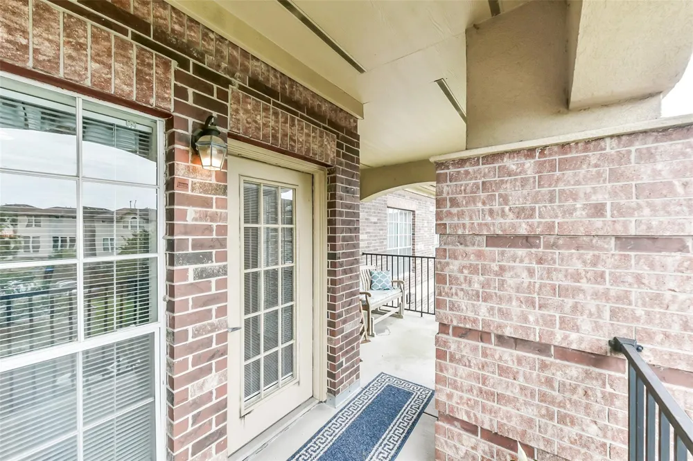2815 Kings Crossing Drive #319 Kingwood, TX 77345