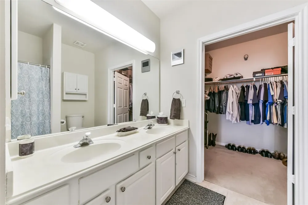 2815 Kings Crossing Drive #319 Kingwood, TX 77345